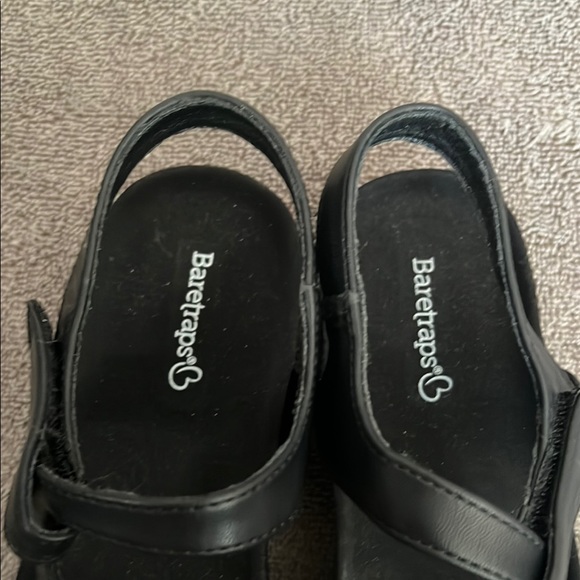 BareTraps Black Sandals with Adjustable Straps - Picture 6 of 7
